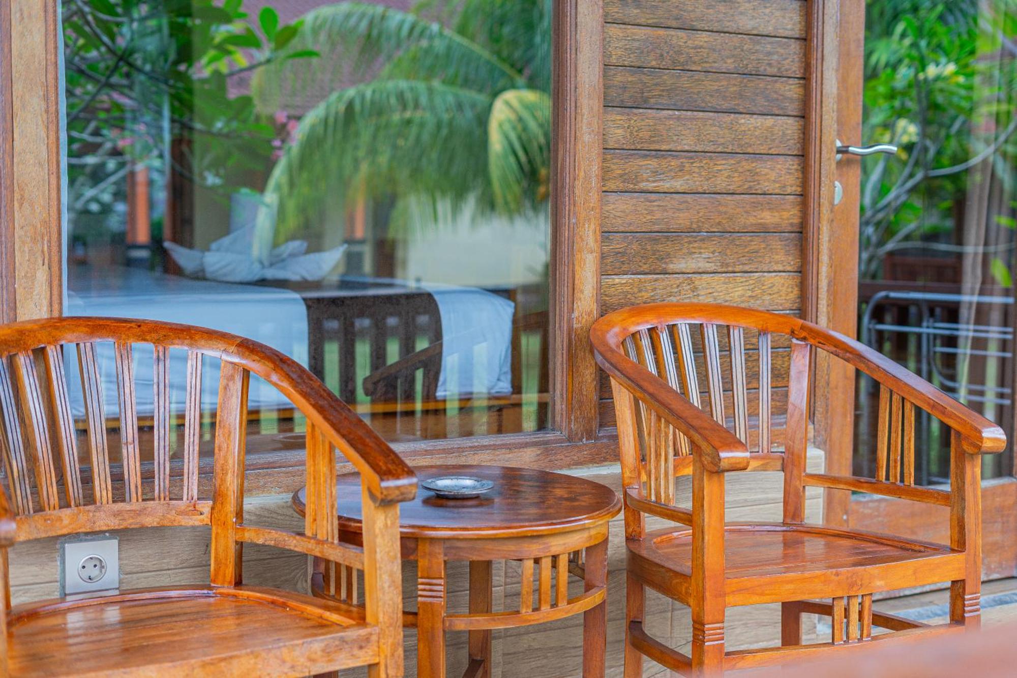 Rijet Villa Beach & Restaurant Ped Exterior foto